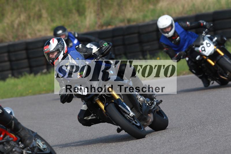 /Archiv-2022/06 15.04.2022 Speer Racing ADR/Instruktorengruppe/3